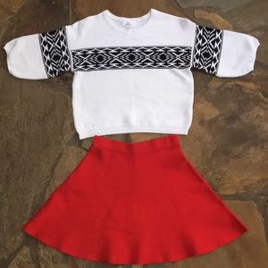 Sweater with Mid-Length Sleeves